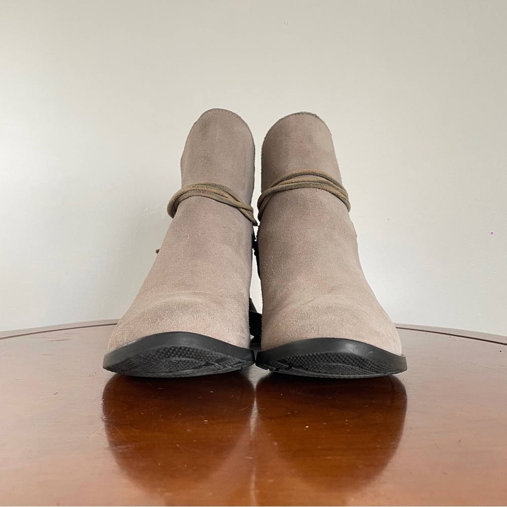 Sorel Farah Short Suede waterproof Ankle boot | US 9 - Picture 2 of 8